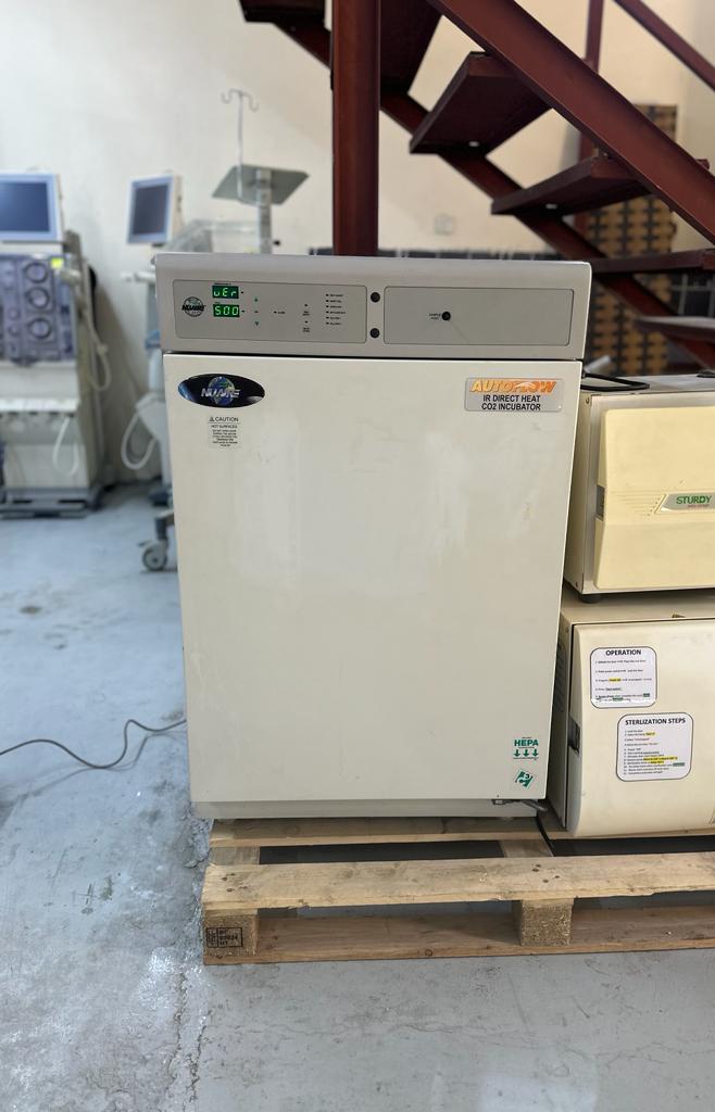 CO2 Incubator