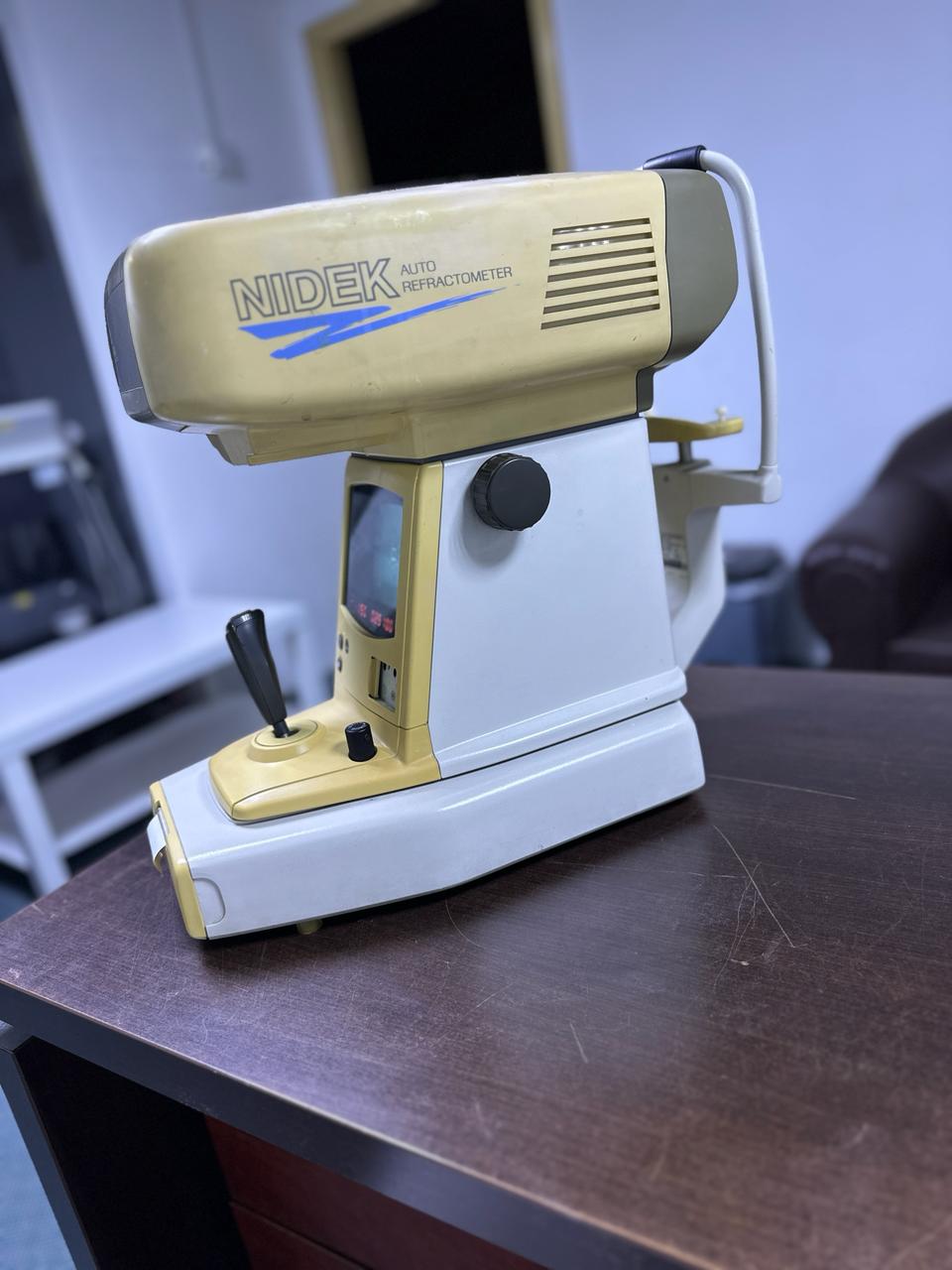 Auto Refractometer